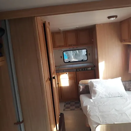Camping Argostoli אתר קמפינג